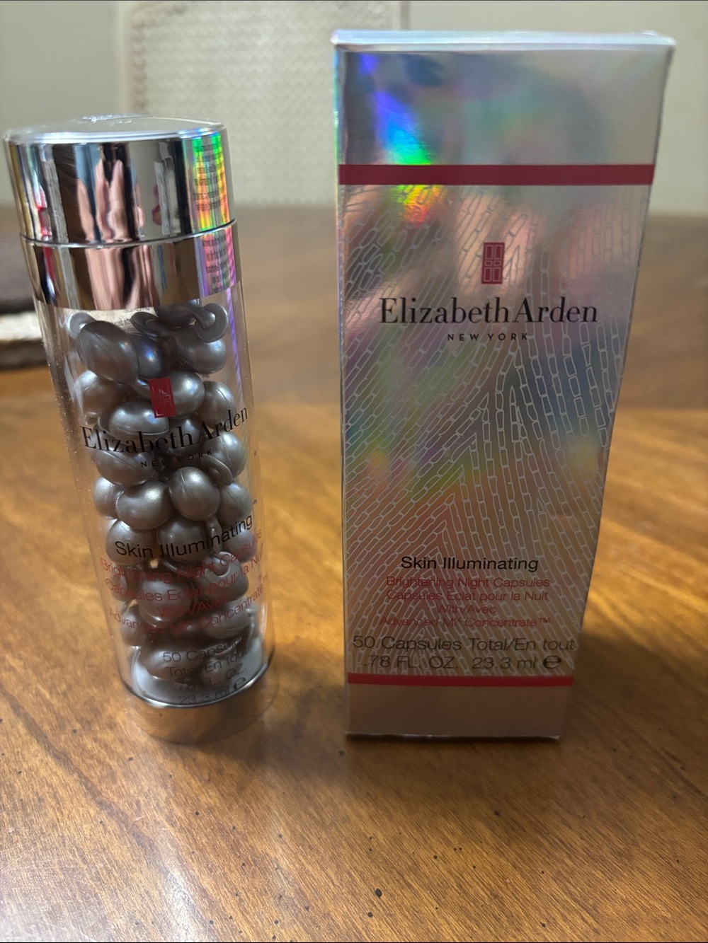 Elizabeth Arden Skin Illuminating Brightening Night Capsules